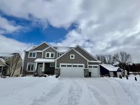 8972 Cedar Lk, Jenison, MI 49428
