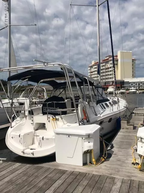 800 Whitwam #SLIP 24, Saint Joseph, MI 49085