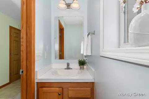 4070 Sidney Rd, Sheridan, MI 48884 photo 6