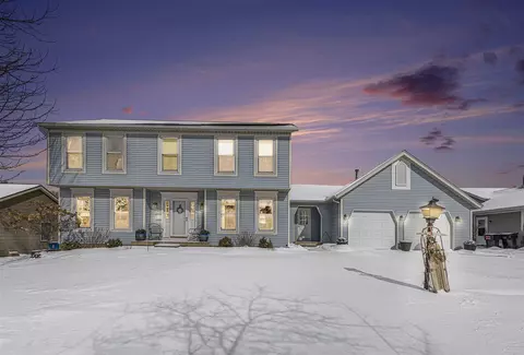 2255 Stowevalley, Kentwood, MI 49508