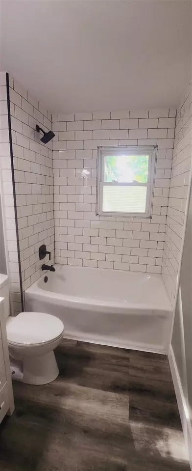 Bath - 411 Apache, Fremont, MI 49412 photo 2 of 4