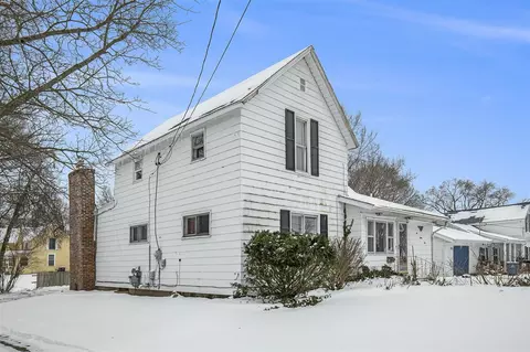 Exterior - 221 E Ctr, Belding, MI 48809 photo 2 of 3
