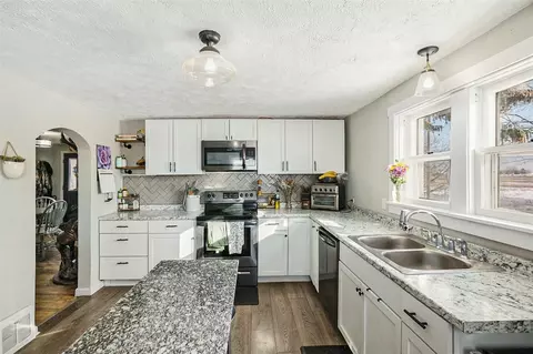 Kitchen - 15805 Bailey, Bailey, MI 49303 photo 1 of 3