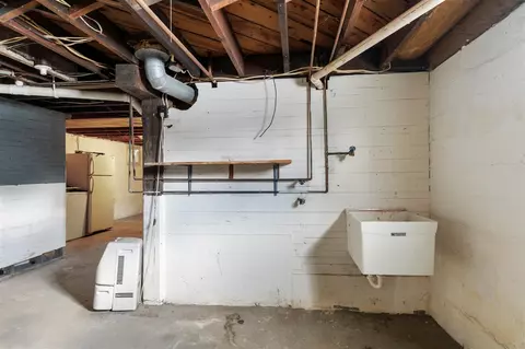 Other - 110 N Bowen, Jackson, MI 49202 photo 3 of 7