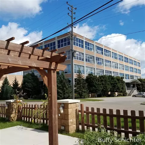 930 Washington Ave #2K, Muskegon, MI 49441