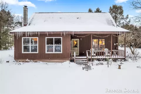 6676 Fruitvale, Montague, MI 49437