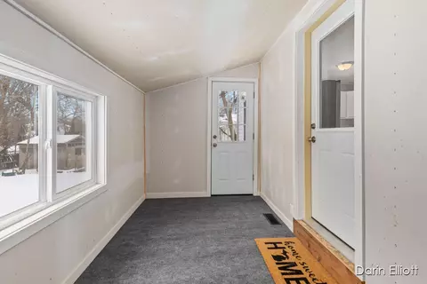 Entry Way - 412 N N Ml, Stanton, MI 48888 photo 4 of 6