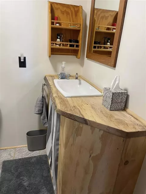 Bath - 1048 52nd, Pullman, MI 49450 photo 3 of 3