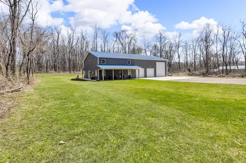 229 S Sutton, Jackson, MI 49203