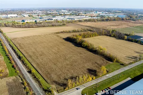 355 E 64th, Holland, MI 49423