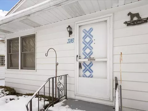 Exterior - 316 Seneca, Jackson, MI 49202 photo 3 of 9