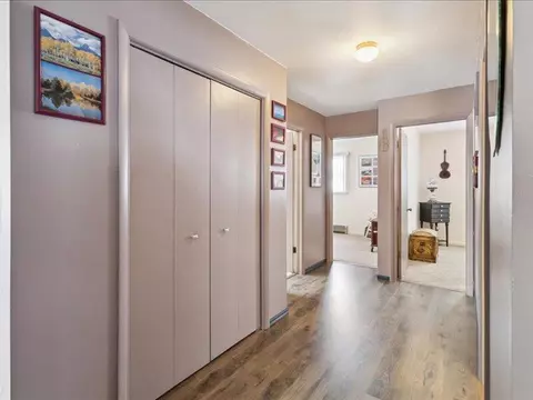 Entry Way - 316 Seneca, Jackson, MI 49202 photo 2 of 2