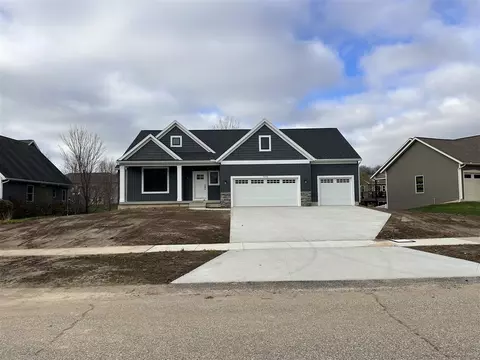 9302 28th, Jenison, MI 49428