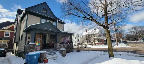 623 W Lovell, Kalamazoo, MI 49007