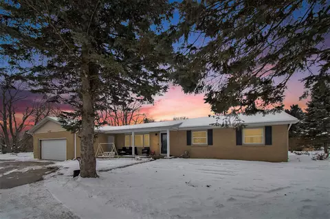 3993 Dell, Holt, MI 48842