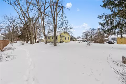 Exterior - 337 E Addison, Jackson, MI 49203 photo 6 of 6