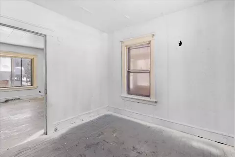 Bedroom - 337 E Addison, Jackson, MI 49203 photo 1 of 4