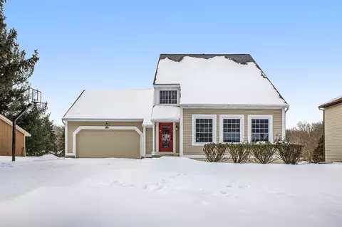 2541 Birchcrest, Grand Rapids, MI 49506