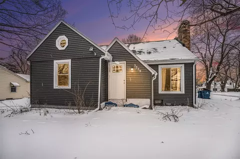 3229 S Rose, Kalamazoo, MI 49001