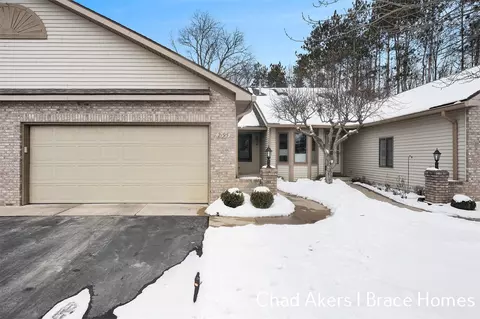 2195 Jonathan, Byron Center, MI 49315