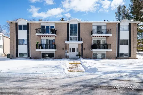 2759 Leonard #A-9, Grand Rapids, MI 49504