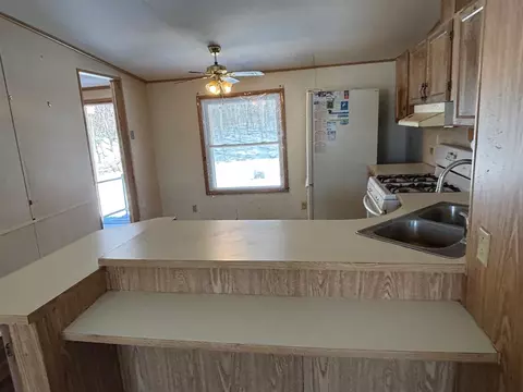 Kitchen - 19785 D, Marshall, MI 49068 photo 3 of 3