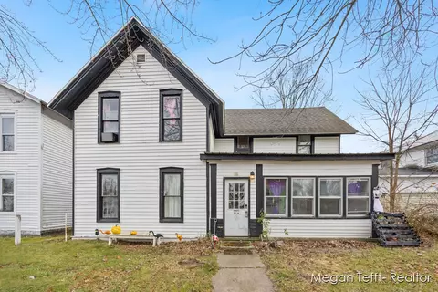 116 Grant, Howard City, MI 49329