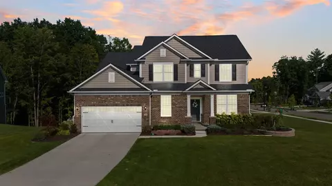 114 Beddingham, Saline, MI 48176