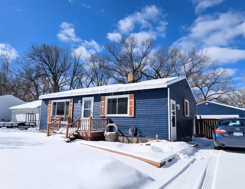 3863 Boone, Wyoming, MI 49519