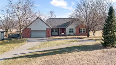 Exterior - 9811 Case, Brooklyn, MI 49230 photo 2 of 17