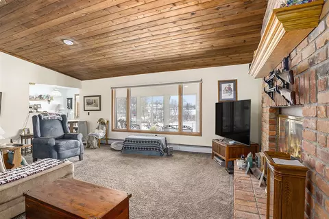 5786 Glen Echo, Howell, MI 48843 photo 11