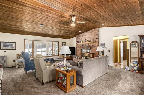 5786 Glen Echo, Howell, MI 48843 photo 12