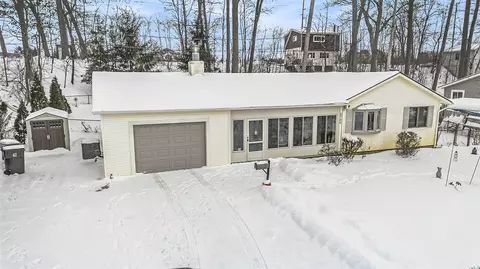 5786 Glen Echo, Howell, MI 48843 photo 2