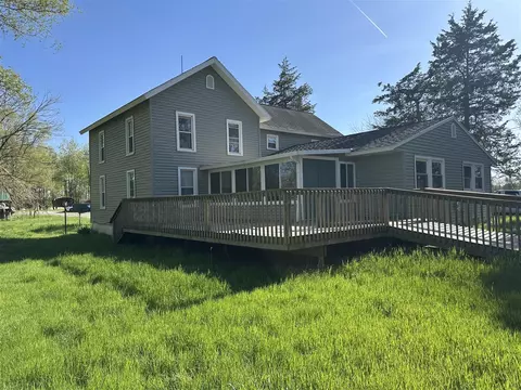 220 133rd, Wayland, MI 49348