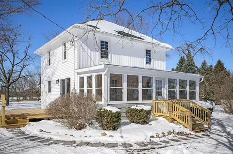 9810 Sharon Holw, Manchester, MI 48158