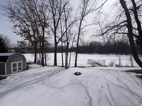 9107 Chief, Reading, MI 49274 photo 2