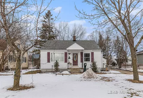1037 Bryant, Wyoming, MI 49509
