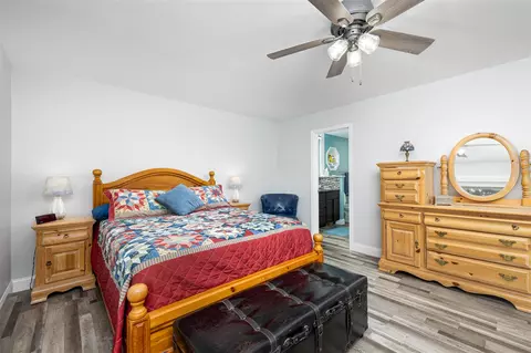 Bedroom - 9285 Willow, Willis, MI 48191 photo 2 of 5