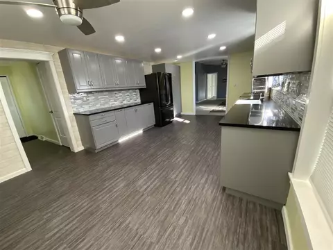 Kitchen - 3842 Jarrow, Jackson, MI 49201 photo 2 of 3