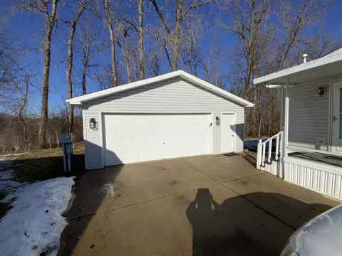 Exterior - 3842 Jarrow, Jackson, MI 49201 photo 2 of 4