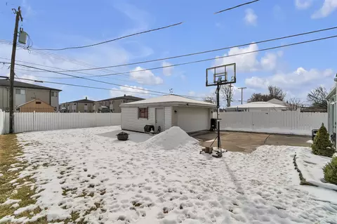 29451 Tamarack, Flat Rock, MI 48134 photo 35