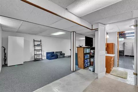 29451 Tamarack, Flat Rock, MI 48134 photo 27