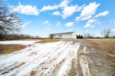 1930 E Kimmel, Jackson, MI 49201 photo 2