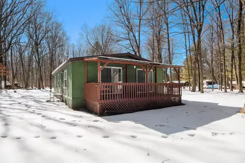 7784 E 36th, Newaygo, MI 49337