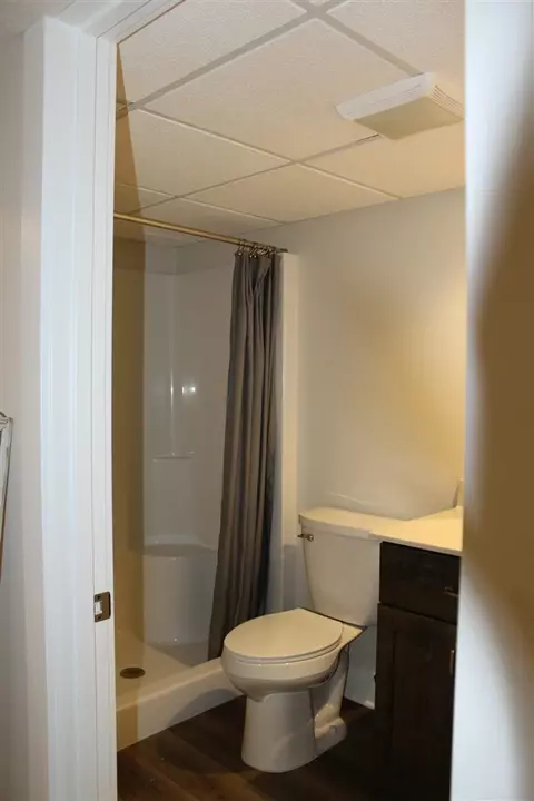 Bath - 8895 S Airport, Dewitt, MI 48820 photo 7 of 8