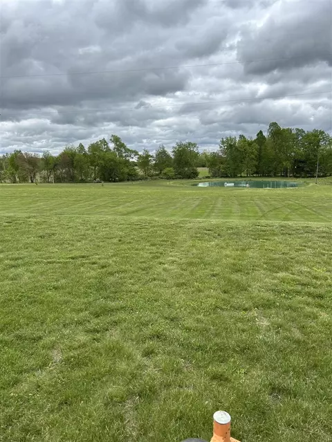 Exterior - 8895 S Airport, Dewitt, MI 48820 photo 15 of 16