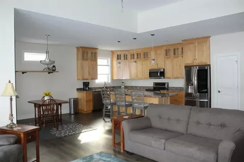 Kitchen - 8895 S Airport, Dewitt, MI 48820 photo 1 of 10