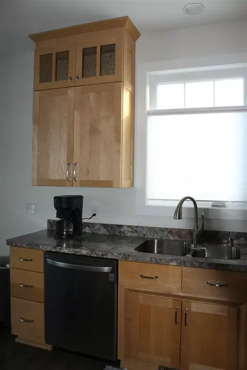 Kitchen - 8895 S Airport, Dewitt, MI 48820 photo 10 of 10