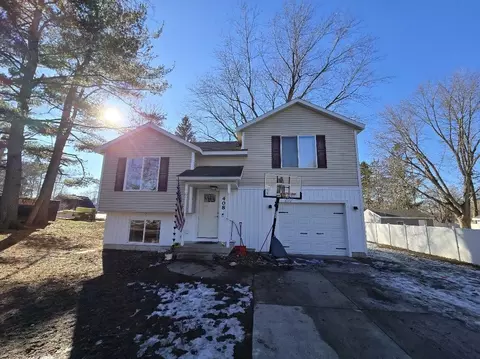 408 Pine, Howard City, MI 49329