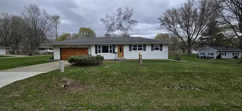324 Madison, Bellevue, MI 49021